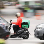 酬勞遭狠砍…一單最少僅「2元」　外送員怒了號召：中秋連假大罷工