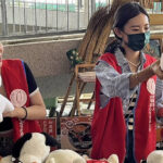 前輔導長內內親至偏鄉做愛心 捐10萬台幣幫助弱勢