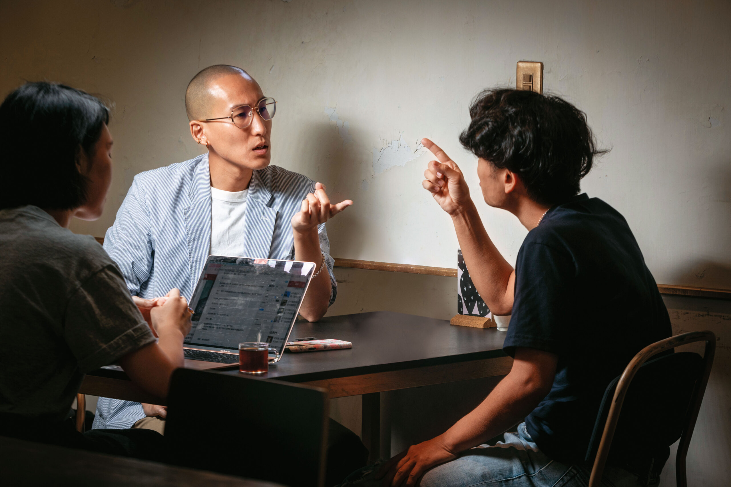 【這世界沒有童話】劉珞亦酒後被摸下體「越想越不對勁」　唐福睿：臭直男也是父權受害者